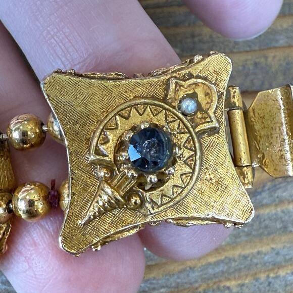 Vintage 1960’s ART / Arthur Pepper Gold Tone Slide Bracelet Crown Sword READ - Picture 9 of 12